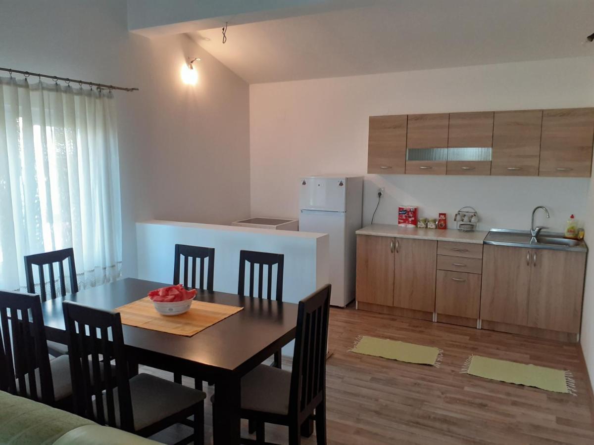 Apartment Vuk I Novak Ulcinj Ngoại thất bức ảnh